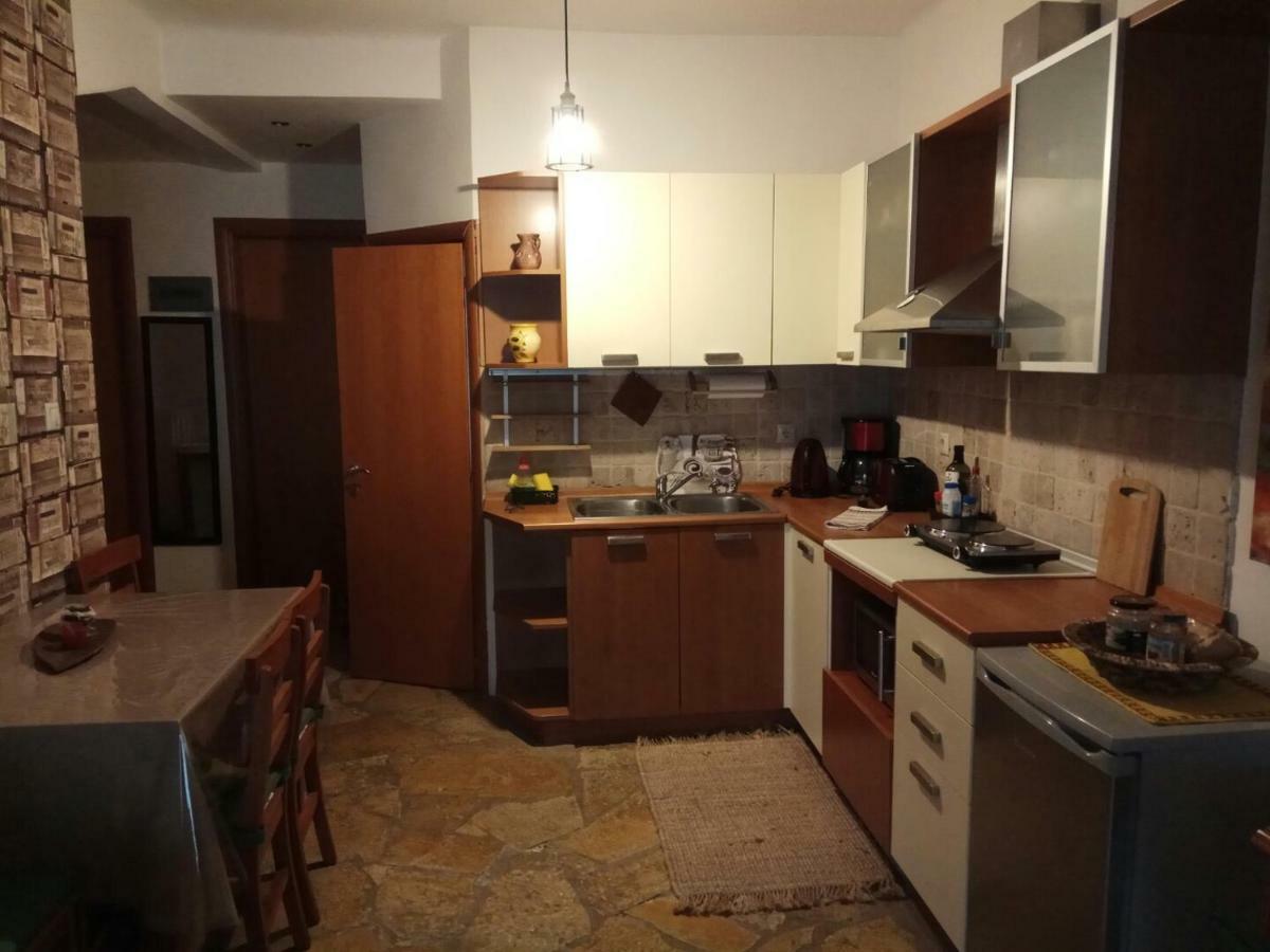 Two Bedroom Apartment Thessaloniki Exterior foto
